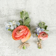 Load image into Gallery viewer, San Francisco wedding florist Flower Lab Design. Classic wedding boutonnieres for the groom and ring bearer in peach and blue - Child Boutonniere
